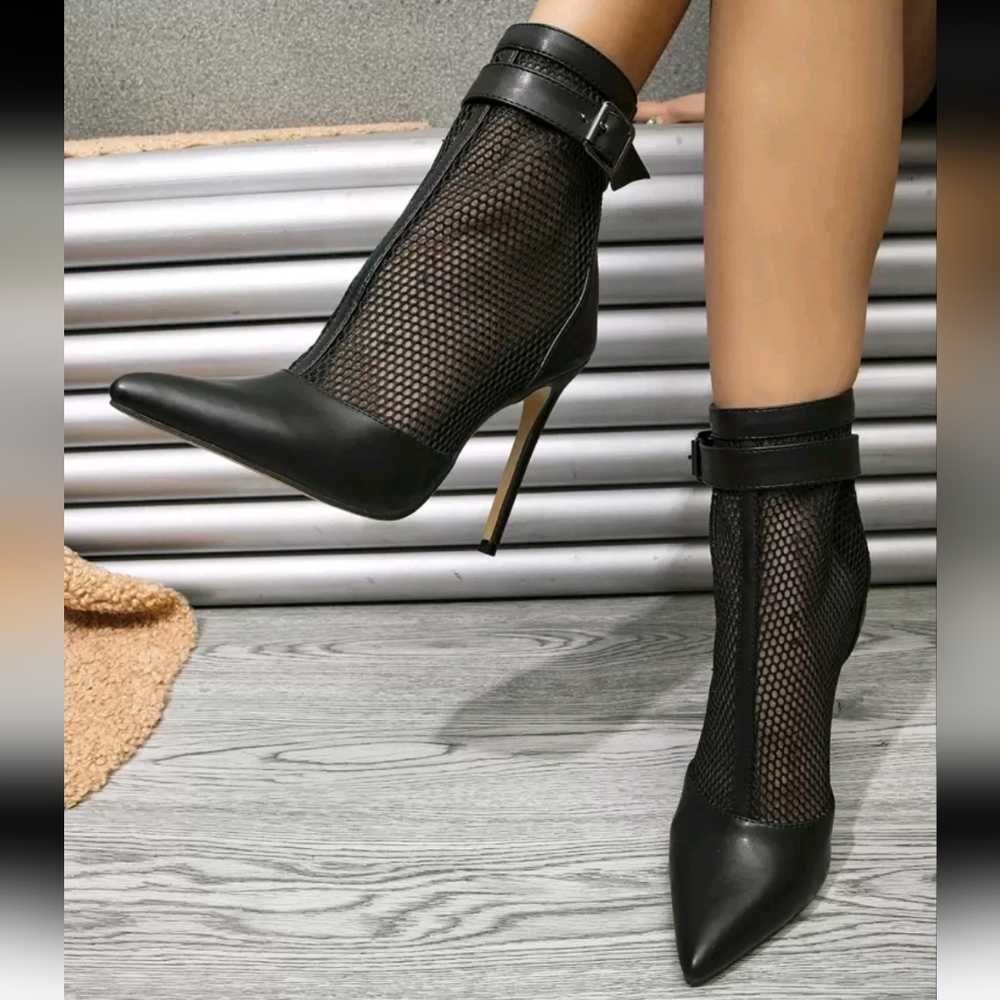 Sexy Hollow Out Buckle Decor Pointed Toe Stiletto Classic Boots Monochrome Women - Picture 2 of 4